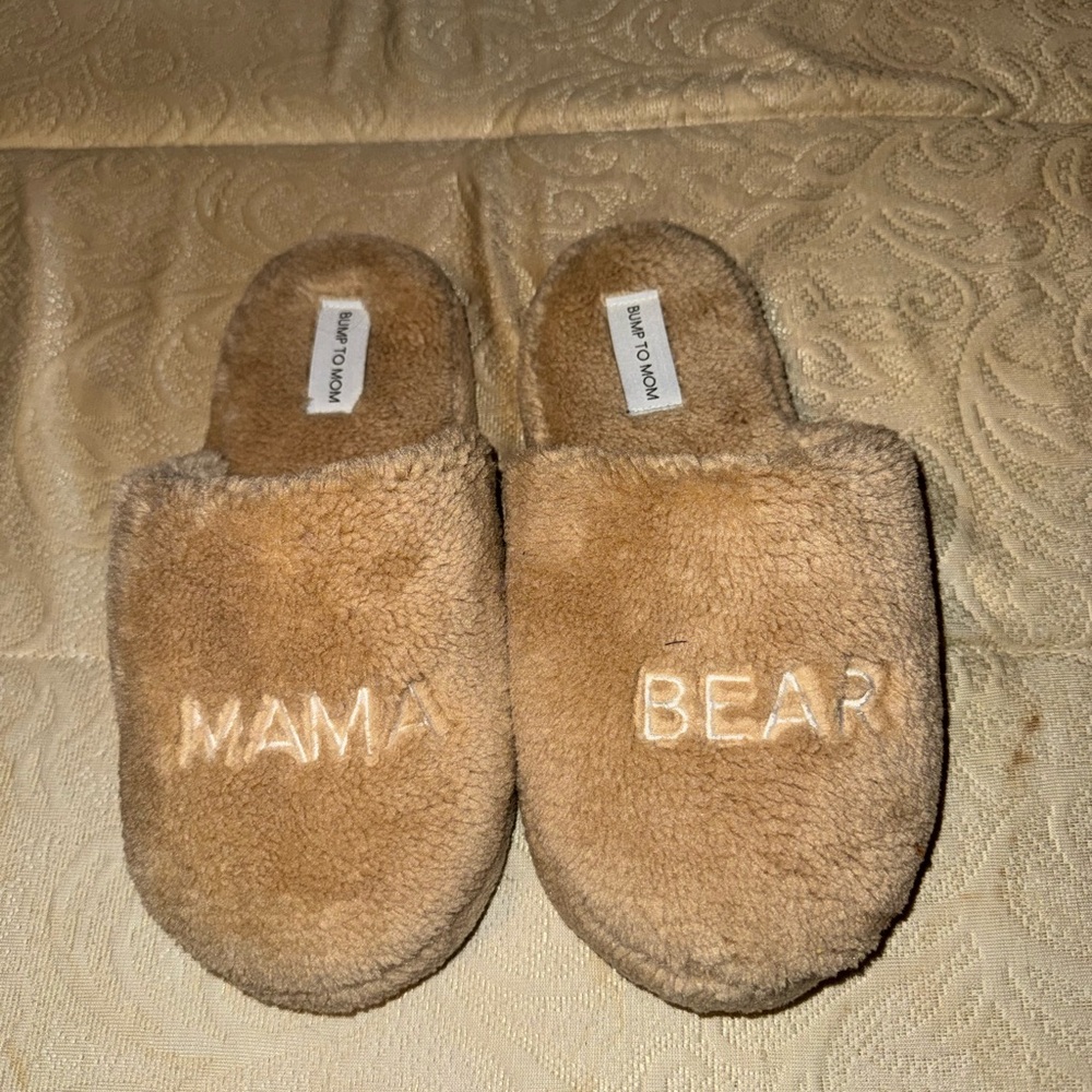 Cozy 'Mama Bear' Faux Shearling Slippers - Camel